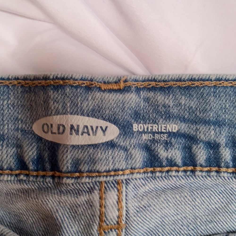 Old Navy Boyfriend Jeans - Picture 4 of 6